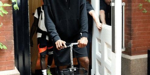 同样是打NBA，克拉克森能连追3名超模得手，为何阿杜却屡屡被拒|凯文·杜兰特|乔丹-克拉克森|体育赛事讨论|纽约尼克斯队|詹姆斯-约翰逊_新浪体育_新浪新闻