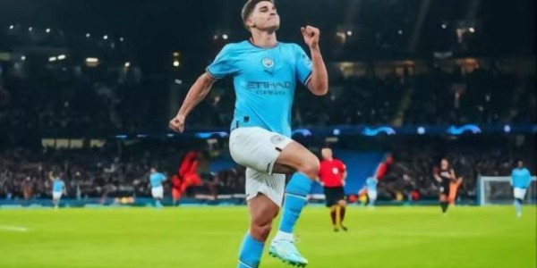 FB体育官网-【夜读】张康阳：国米又回到了巅峰