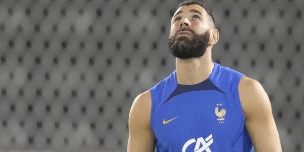 FB体育-【夜读】本泽马已康复，他将首发出战...巴拉多利德！