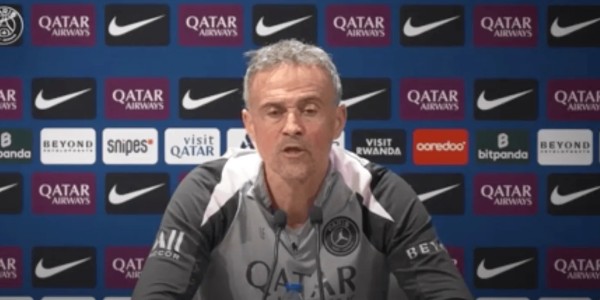 FB体育官网-恩里克：登贝莱回归是好消息；切尔西是难缠的对手