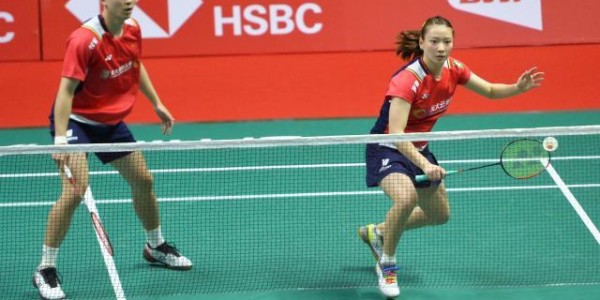 FB体育app下载-总决赛次日国羽迎大捷 “凡尘”“雅思”何冰娇进四强