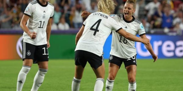 FB体育-【女足欧洲杯】西班牙逆转 上届亚军丹麦0比4德国