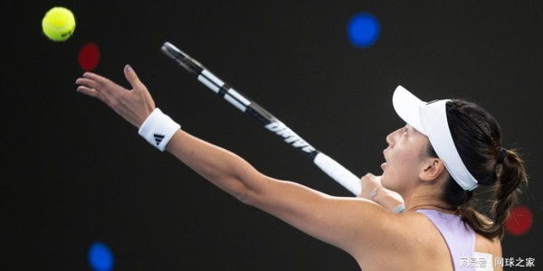 FB体育-袁悦惊天逆转终结大满贯十连败，王欣瑜单双打作战当劳模意外挨批